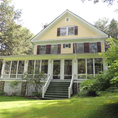 Brookview Manor Inn Canadensis ภายนอก รูปภาพ