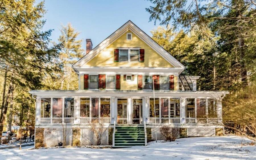 Brookview Manor Inn Canadensis ภายนอก รูปภาพ