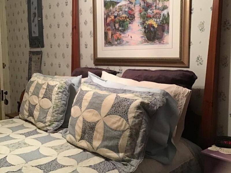 Brookview Manor Inn Canadensis ภายนอก รูปภาพ