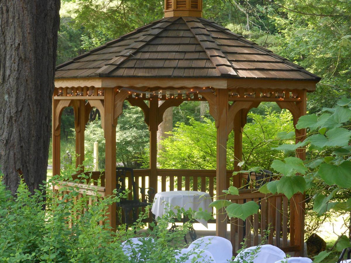 Brookview Manor Inn Canadensis ภายนอก รูปภาพ
