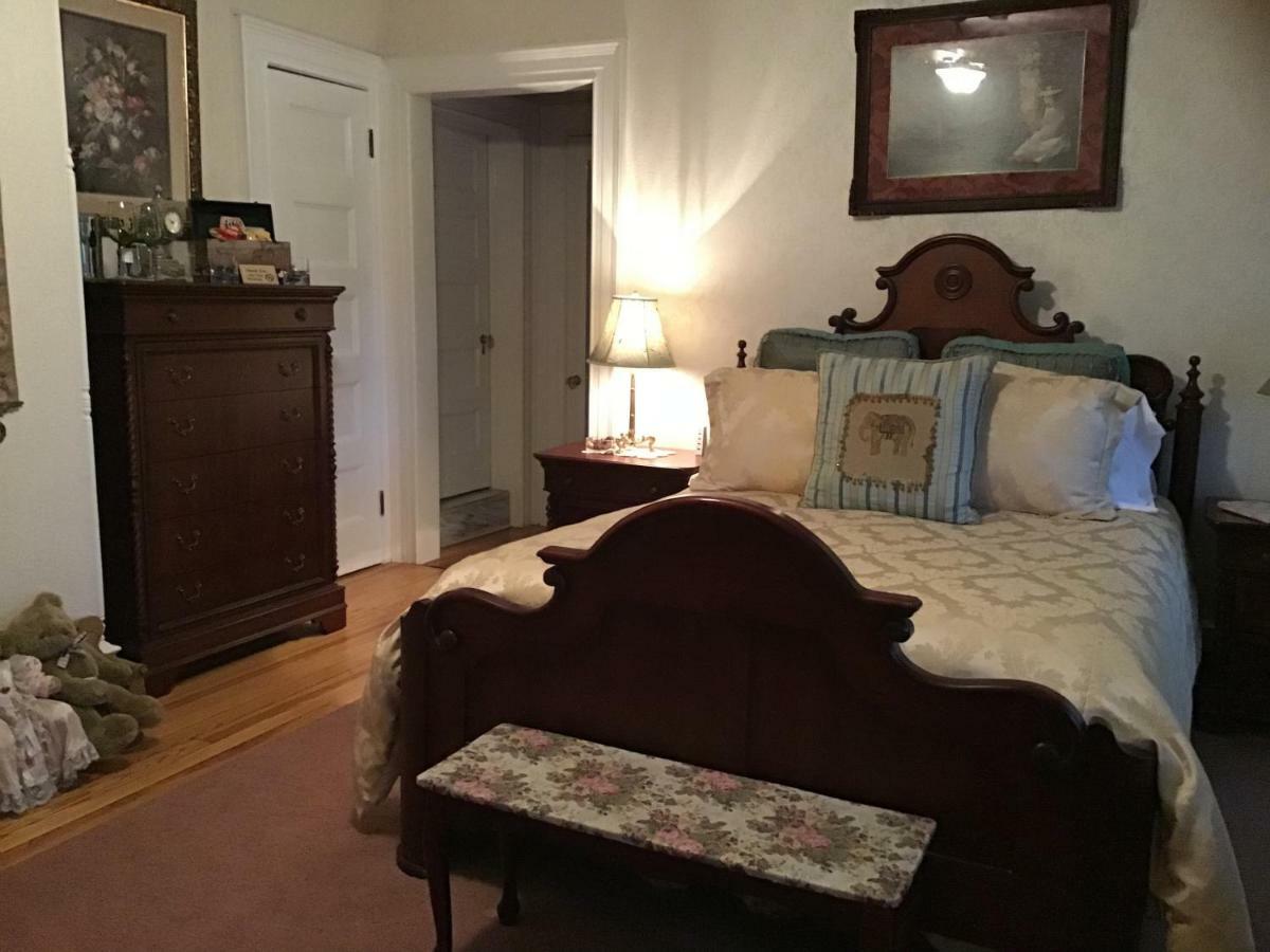 Brookview Manor Inn Canadensis ภายนอก รูปภาพ